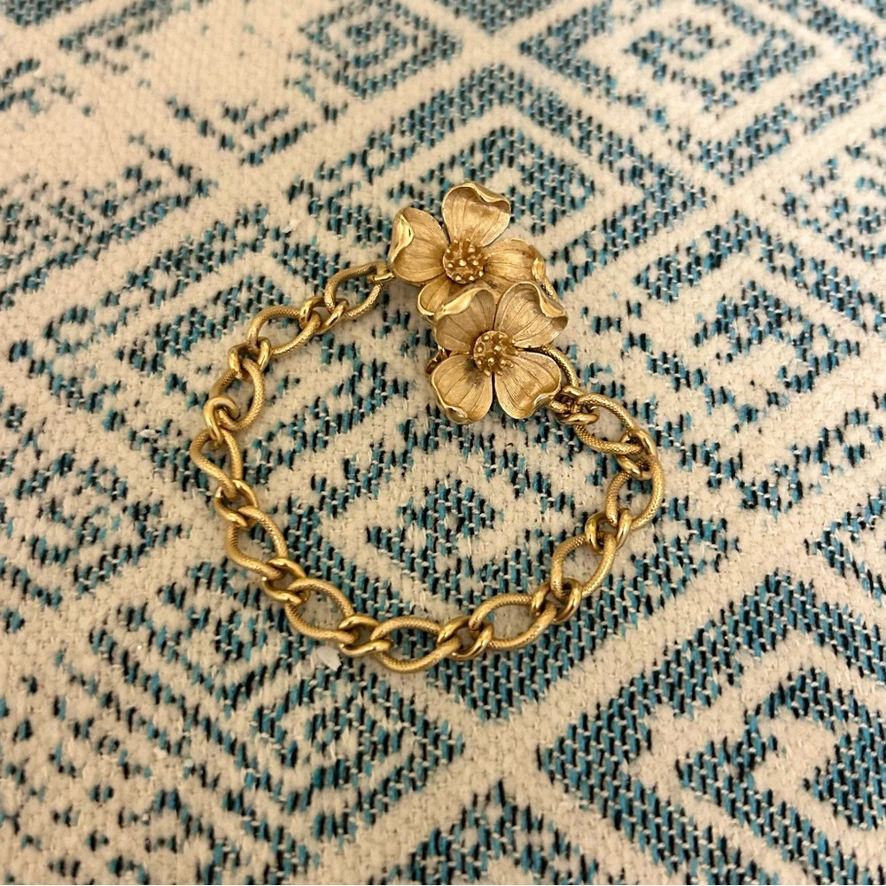 Vintage Crown Trifari Dogwood RARE